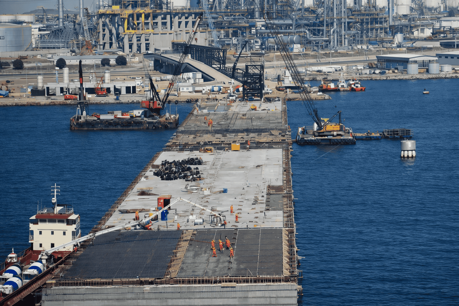 Tüpraş İzmit Rıhtım 
 Güçlendirme ve İskele İnşaatı